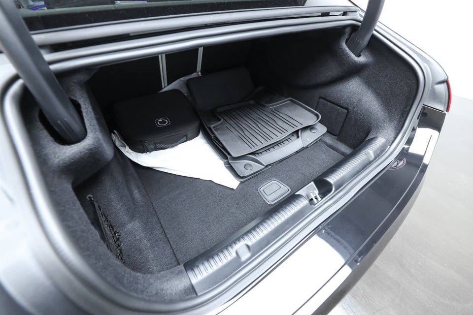 Mercedes EQE350+ AMG Line 4d