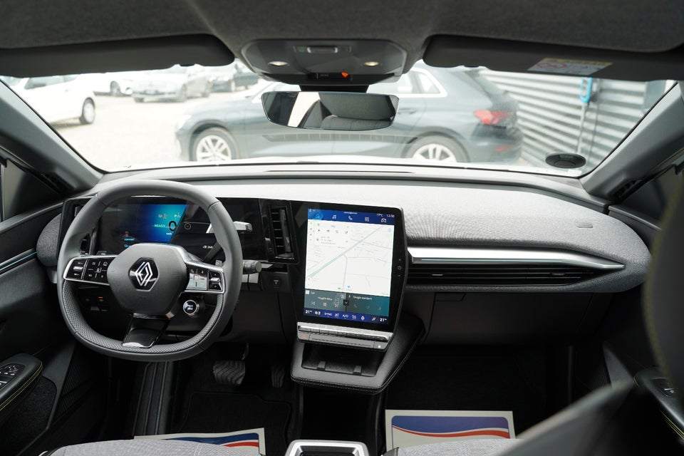 Renault Megane E-Tech 60 Iconic 5d