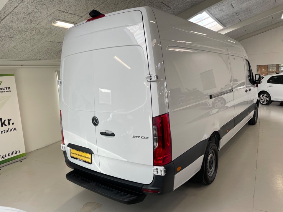 Mercedes Sprinter 317 2,0 CDi A3 Kassevogn aut. RWD