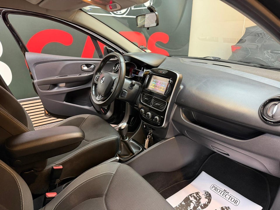 Renault Clio IV 1,5 dCi 90 Limited Sport Tourer 5d