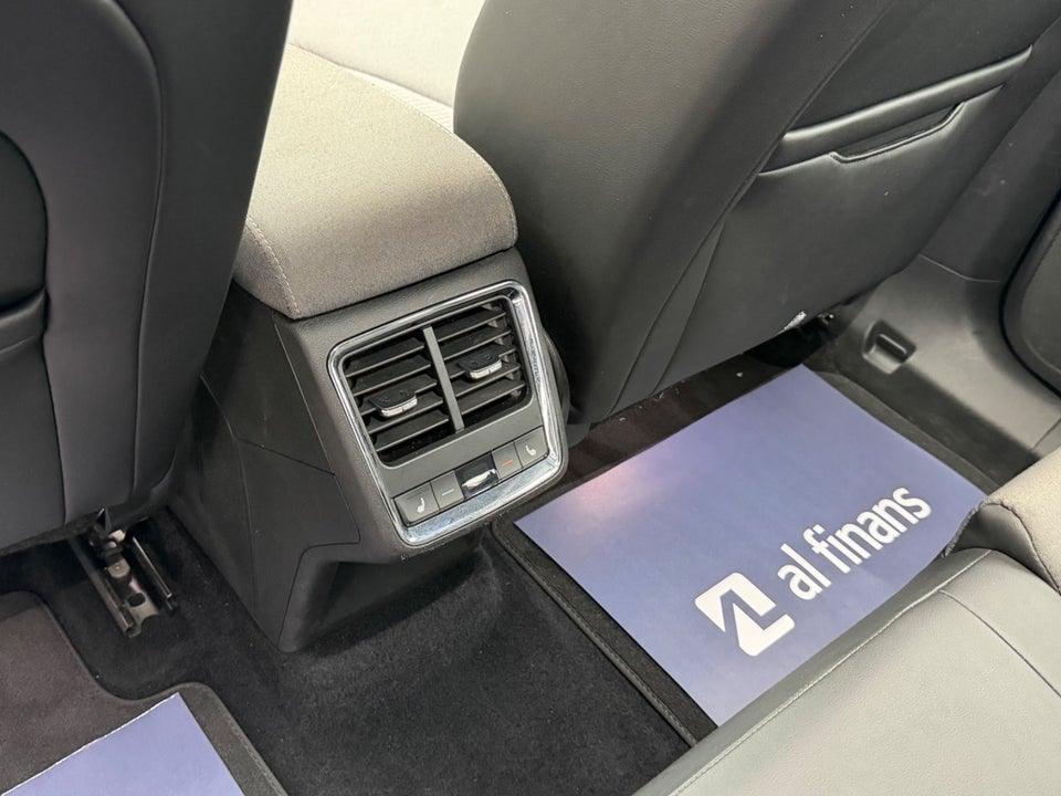 Skoda Enyaq 80 iV Loft 5d