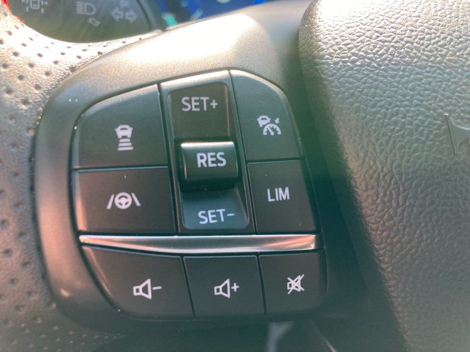 Ford Kuga 2,5 PHEV ST-Line X CVT 5d