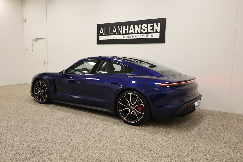 Porsche Taycan 4S Performance+ 4d