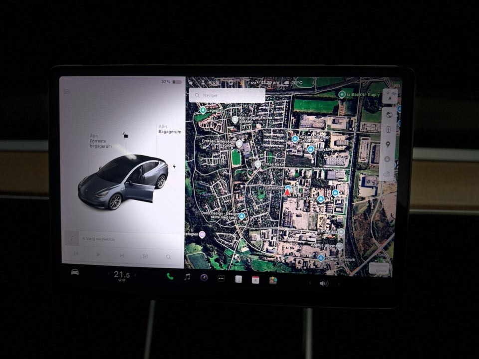 Tesla Model 3 Long Range AWD 4d