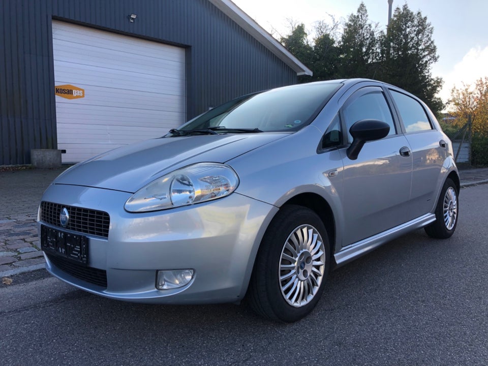 Fiat Grande Punto 1,2 Dynamic 5d