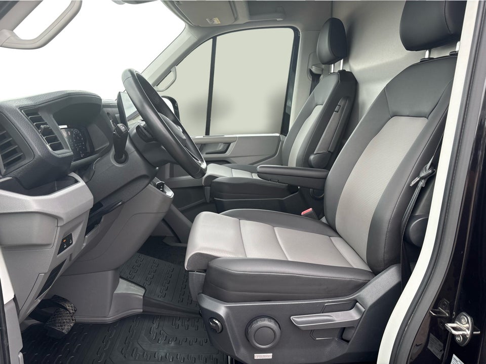 VW Crafter 35 2,0 TDi 177 Comfort Kassevogn L4H3 aut.