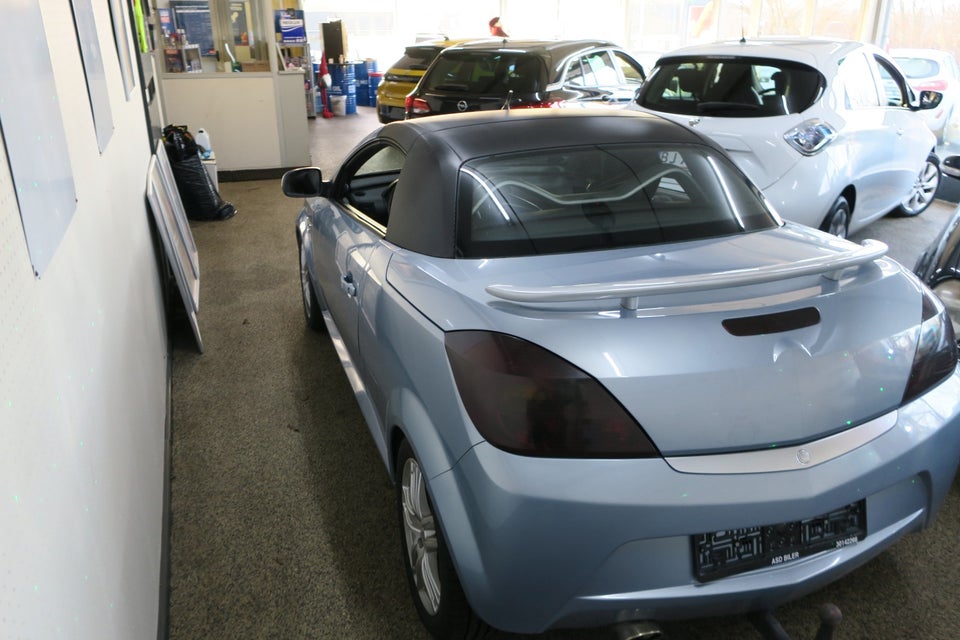 Opel Tigra 1,8 Sport 2d
