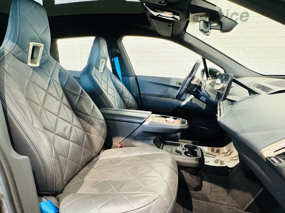 BMW iX xDrive40 5d