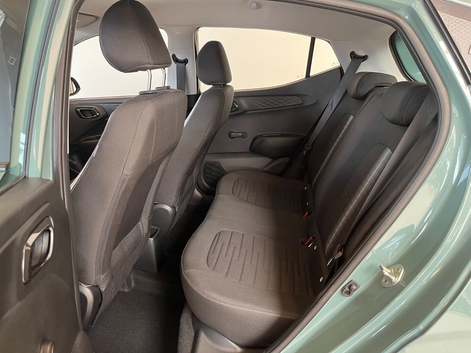 Hyundai i10 1,0 MPi Essential AMT 5d