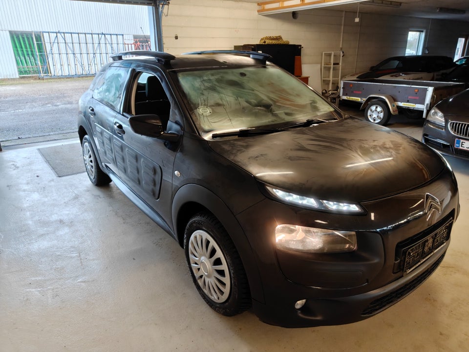 Citroën C4 Cactus 1,2 PureTech 82 Feel 5d