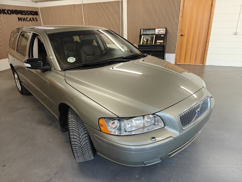 Volvo V70 2,4 170 Classic 5d