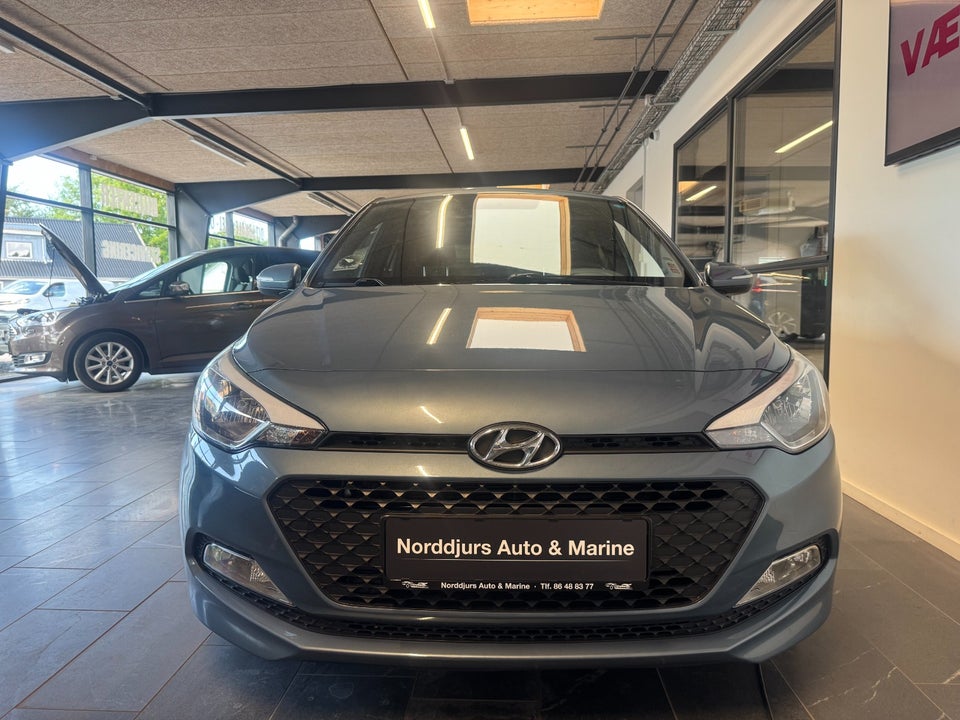 Hyundai i20 1,25 Fresh 5d