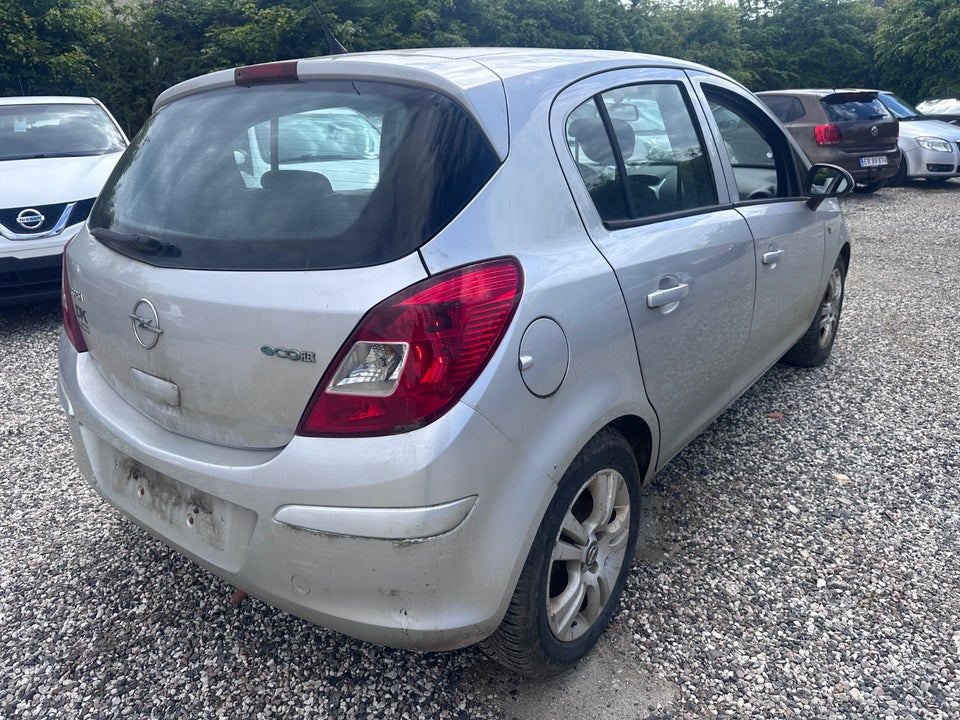 Opel Corsa 1,3 CDTi 95 Cosmo eco 5d