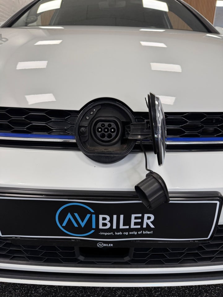 VW Golf VII 1,4 GTE DSG 5d