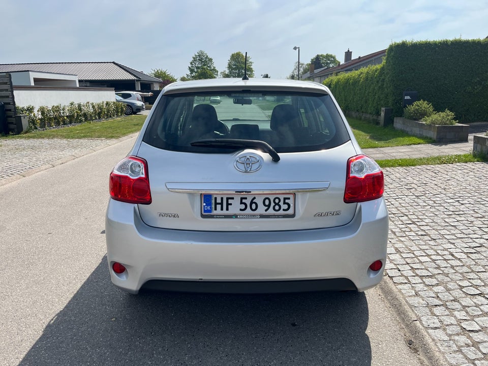 Toyota Auris 1,6 T2 5d