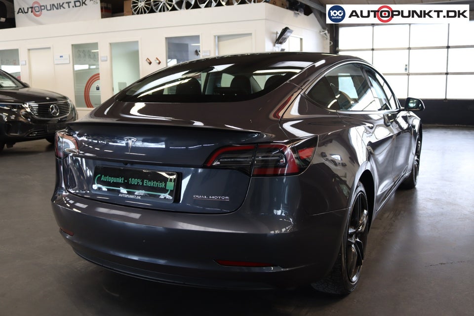 Tesla Model 3 Performance AWD 4d