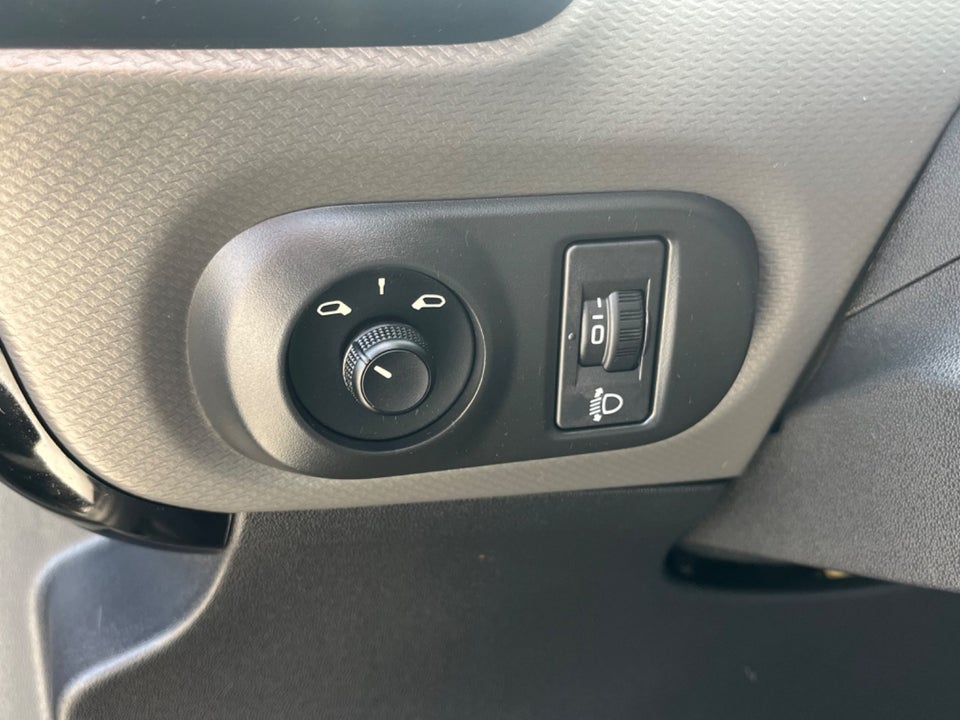 Citroën C4 Cactus 1,2 PureTech 110 Platinum EAT6 5d