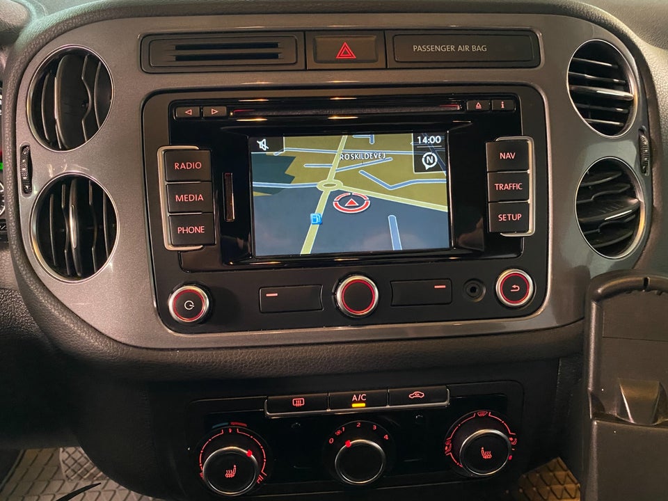 VW Tiguan 2,0 TDi 140 Sport & Style DSG 4Motion 5d