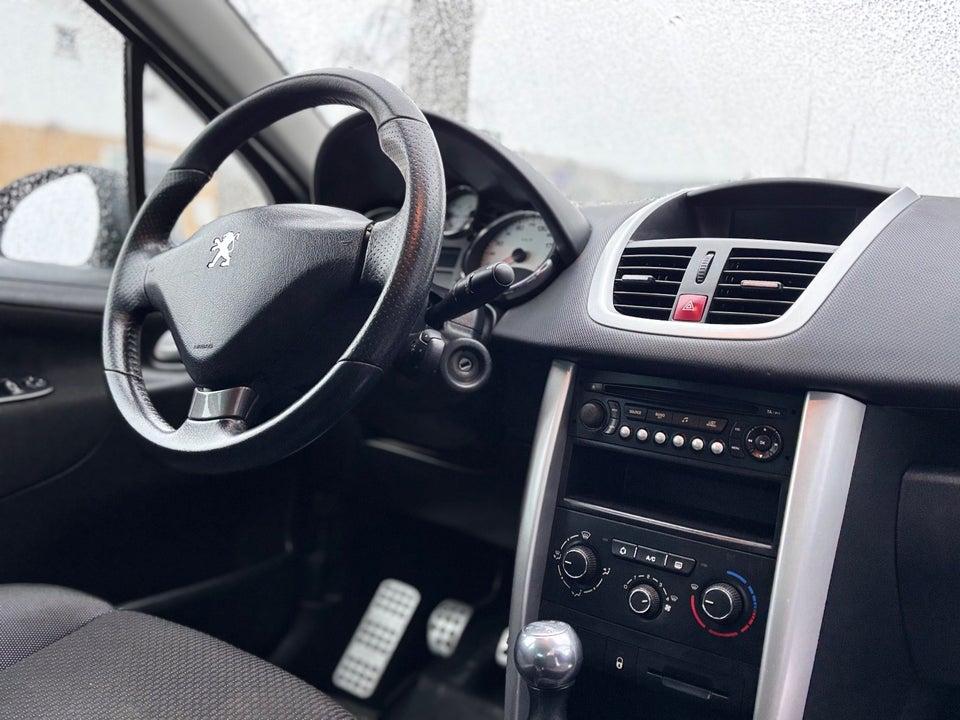 Peugeot 207 1,6 HDi 92 Sportium SW 5d