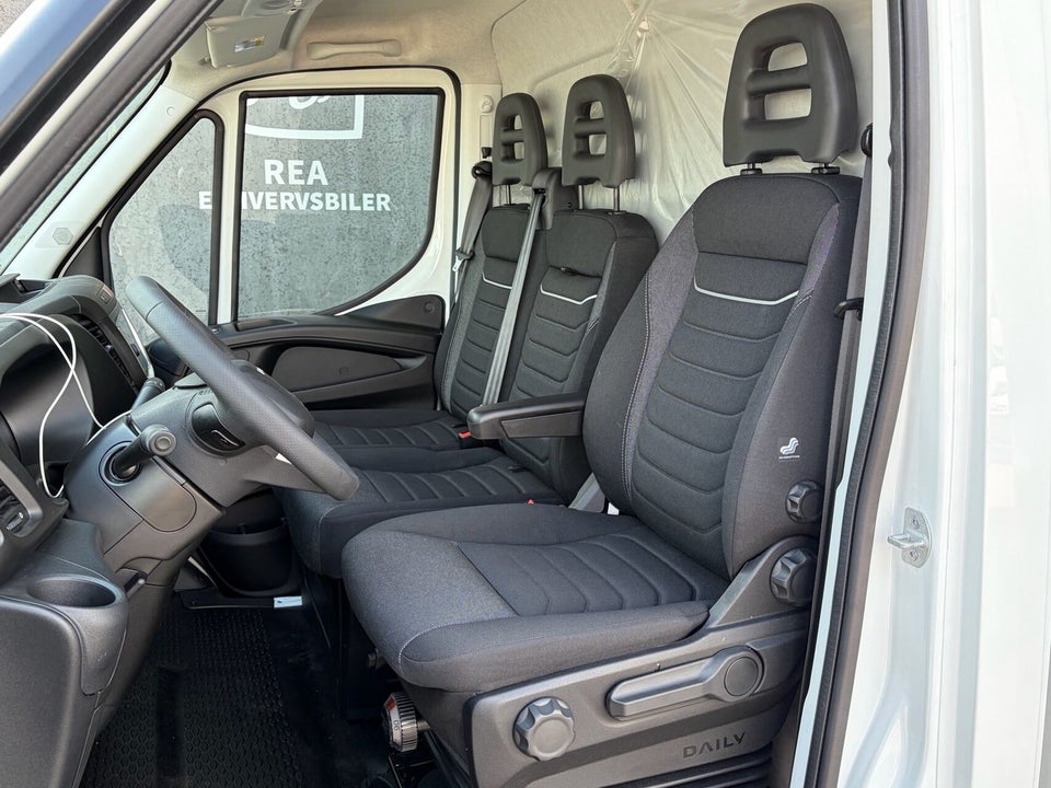 Iveco Daily 3,0 35S18 4100mm Alukasse m/lift AG8