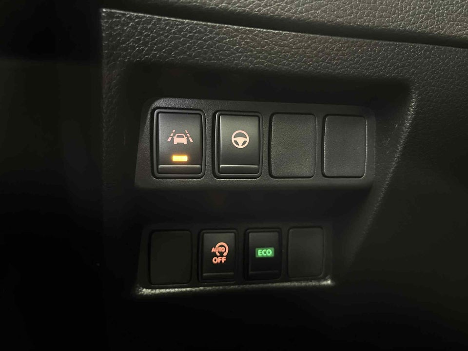 Nissan Qashqai 1,3 Dig-T 160 Tekna 5d