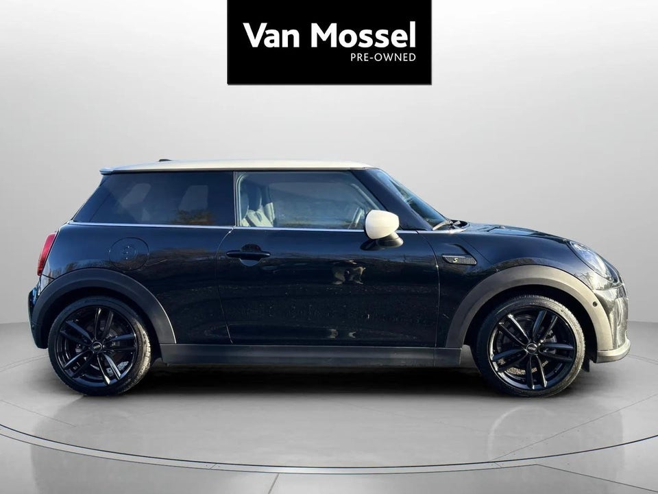 MINI Cooper SE Edition Premium Plus 3d
