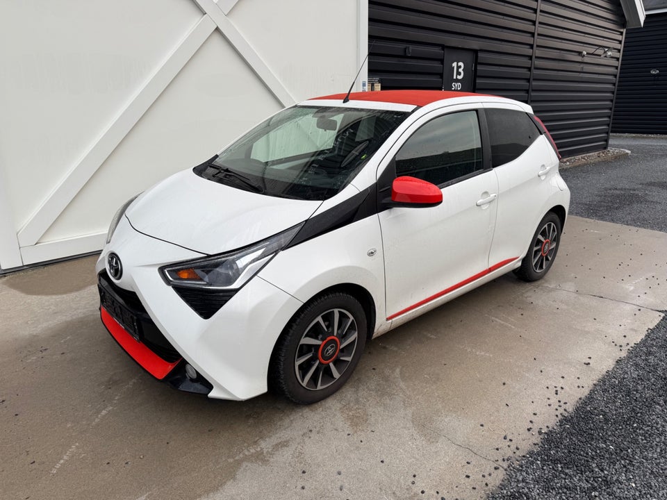 Toyota Aygo 1,0 VVT-i x-sky 5d