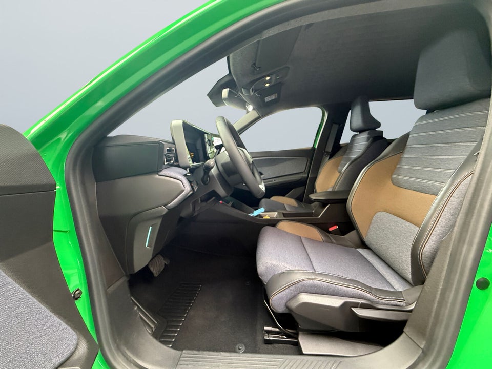 Renault 5 E-Tech 40 Techno 5d