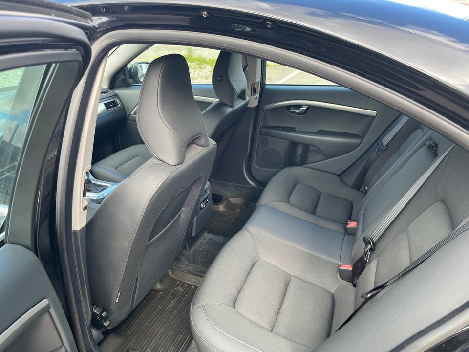 Volvo S80 2,0 T5 240 Momentum aut. 4d