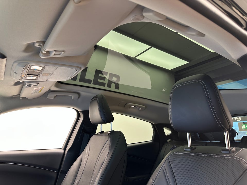 Ford Mustang Mach-E 70 Premium Standard Range 5d