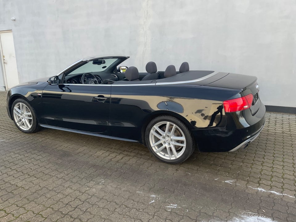 Audi A5 1,8 TFSi 177 S-line Cabriolet Multitr. 2d