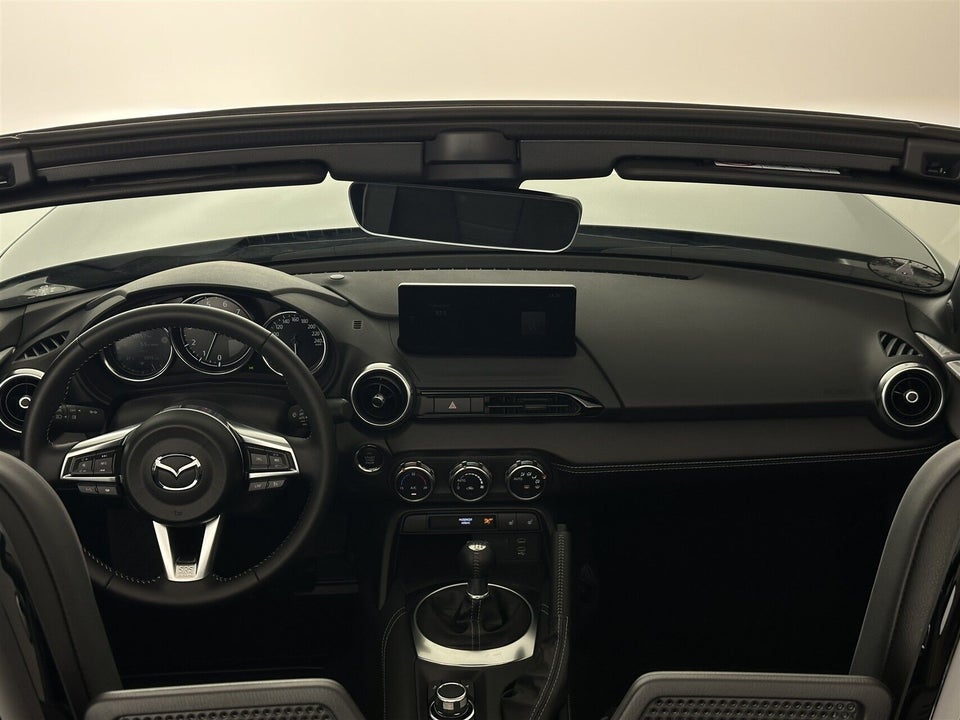 Mazda MX-5 1,5 SkyActiv-G 132 Roadster Homura 2d