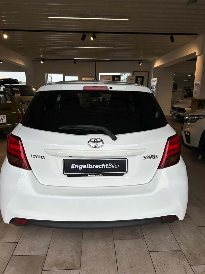 Toyota Yaris 1,3 VVT-i T2 Limited 5d