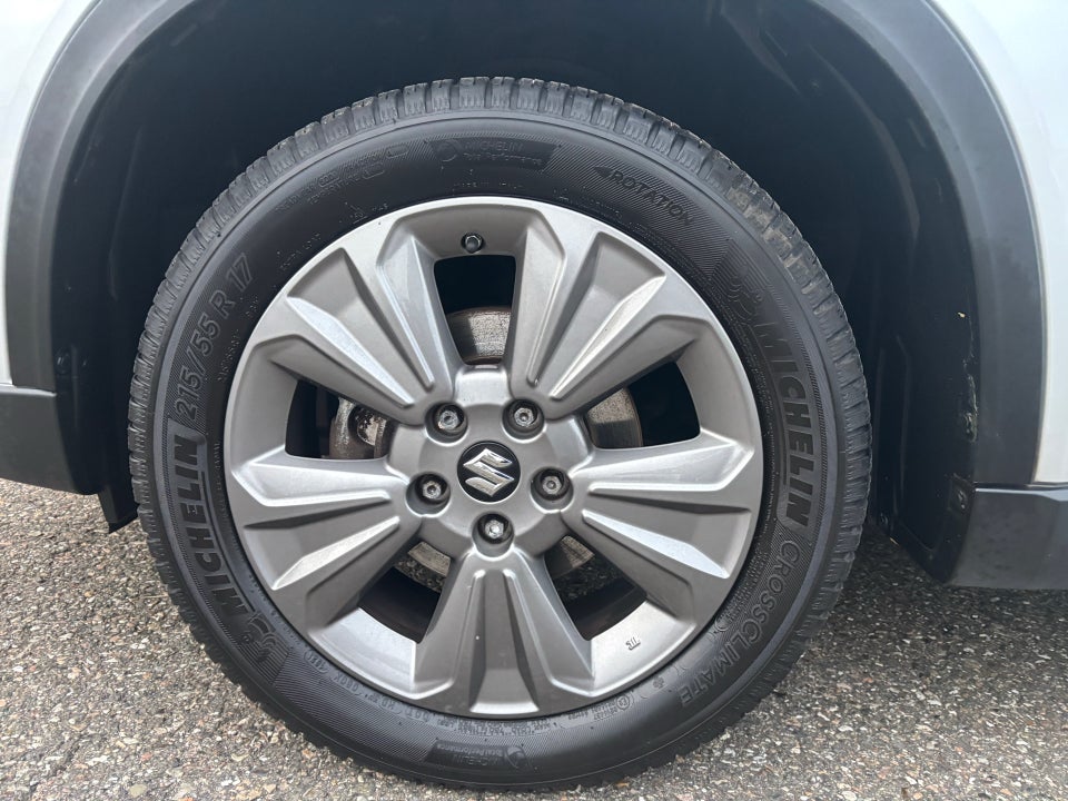 Suzuki Vitara 1,4 mHybrid Active 5d