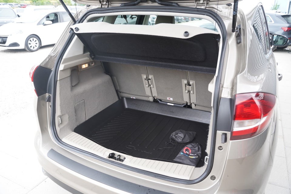 Ford C-MAX 1,0 SCTi 125 Titanium+ 5d
