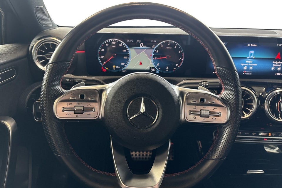 Mercedes A200 1,3 AMG Line aut. 5d