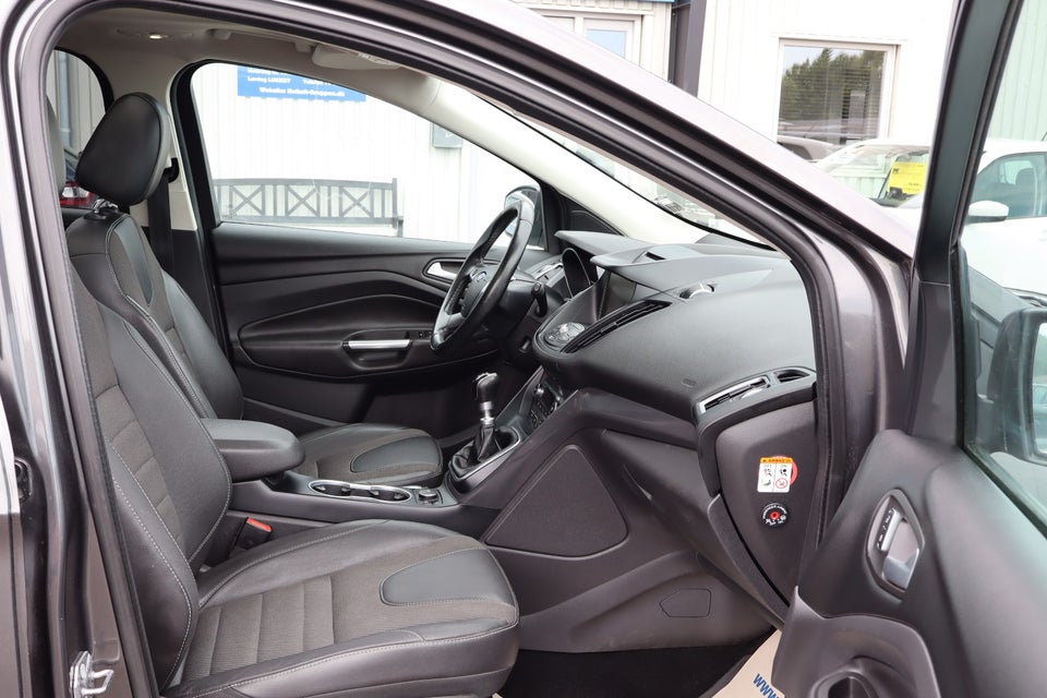 Ford Kuga 1,5 SCTi 150 Titanium 5d
