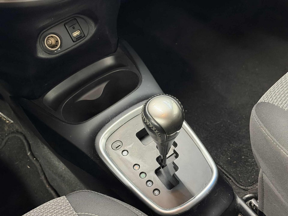 Toyota Yaris 1,5 Hybrid H2 e-CVT 5d