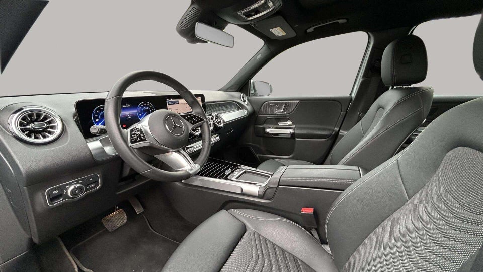 Mercedes EQB300 Progressive Advance Plus 4Matic 5d
