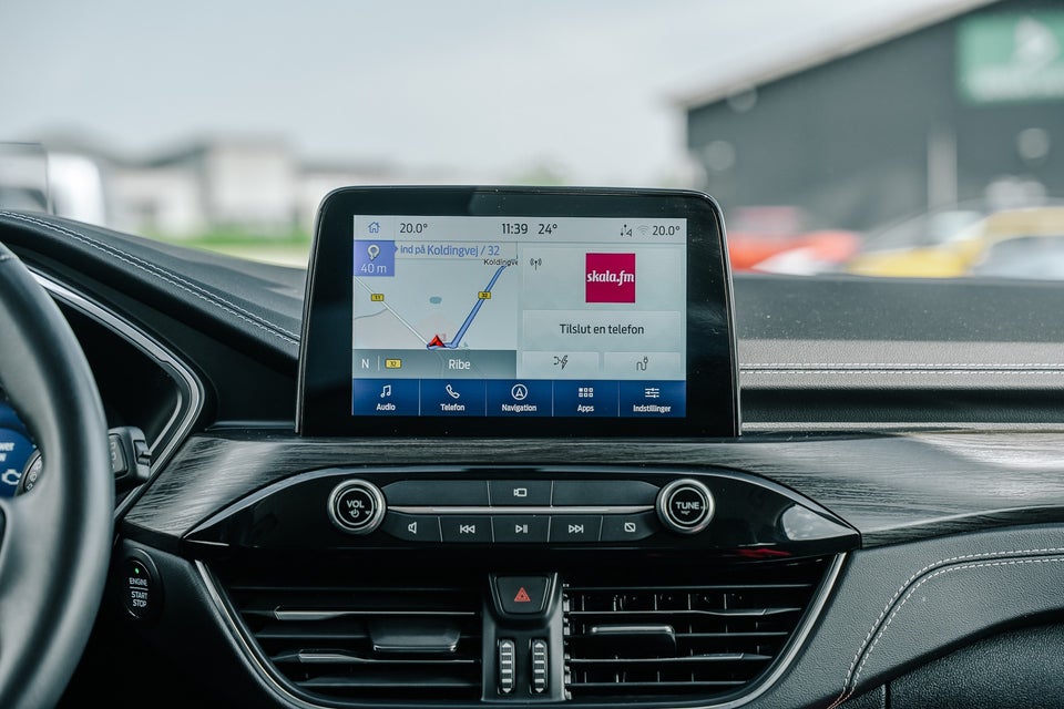 Ford Kuga 2,5 PHEV Vignale CVT 5d
