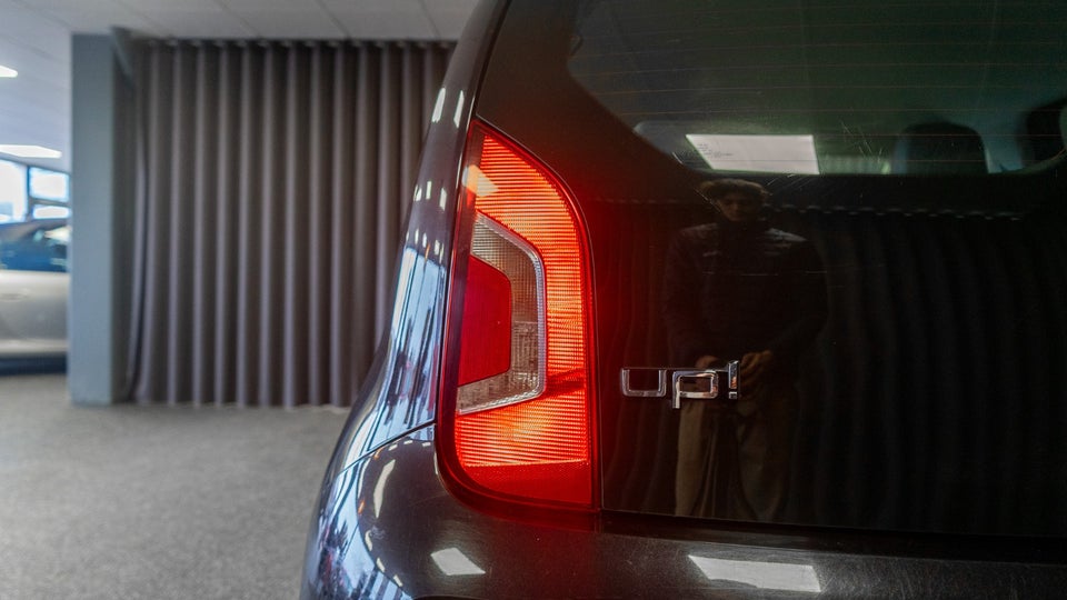 VW Up! 1,0 75 High Up! BMT 5d