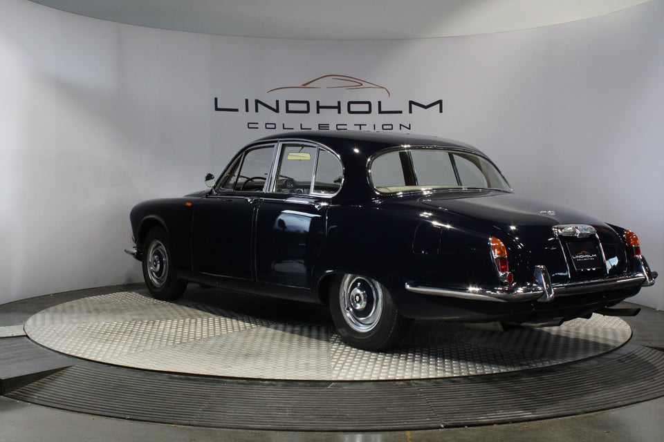 Jaguar 420 4,2 aut. 4d