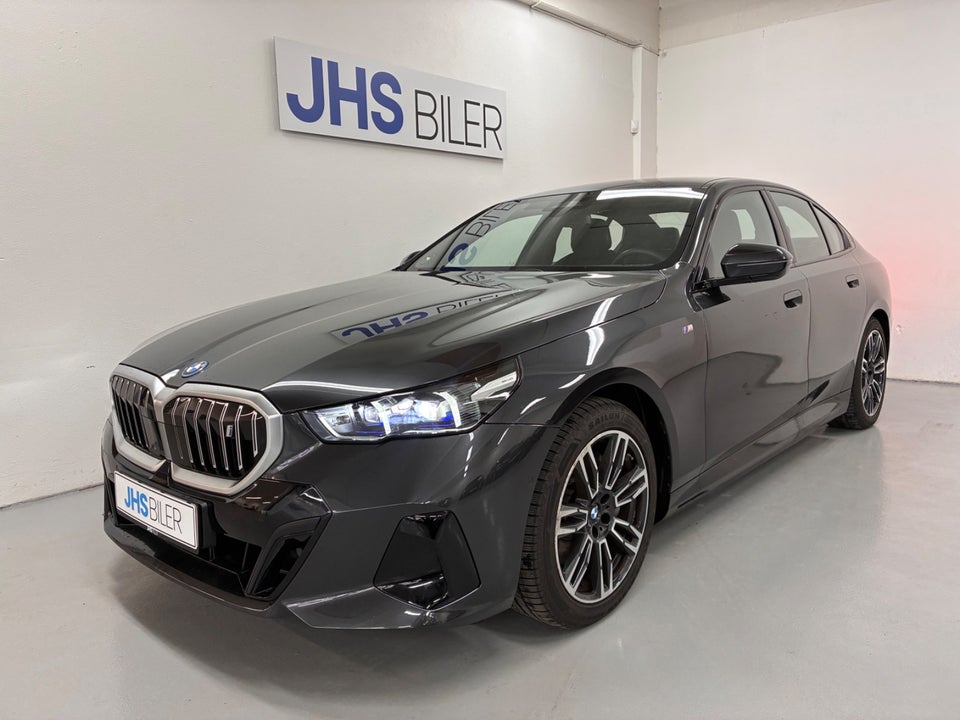 BMW i5 eDrive40 M-Sport 4d