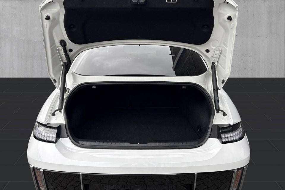 Hyundai Ioniq 6 77 Ultimate AWD 4d