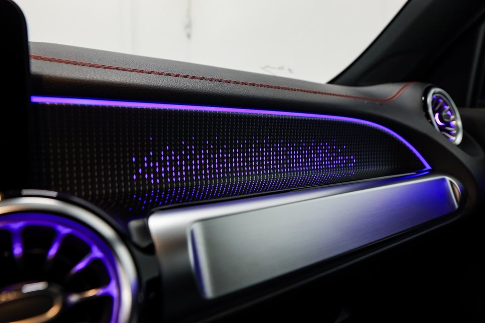 Mercedes EQB350 AMG Line 4Matic 7prs 5d