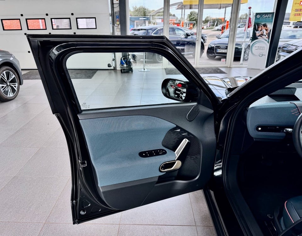MINI Aceman SE Favoured Trim M 5d