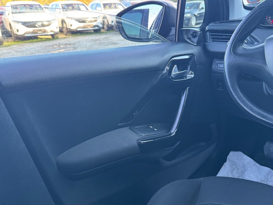 Peugeot 208 1,0 VTi Active 5d