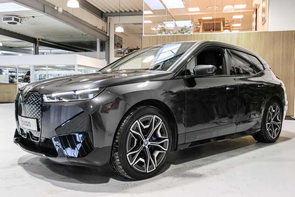 BMW iX xDrive50 Sport 5d
