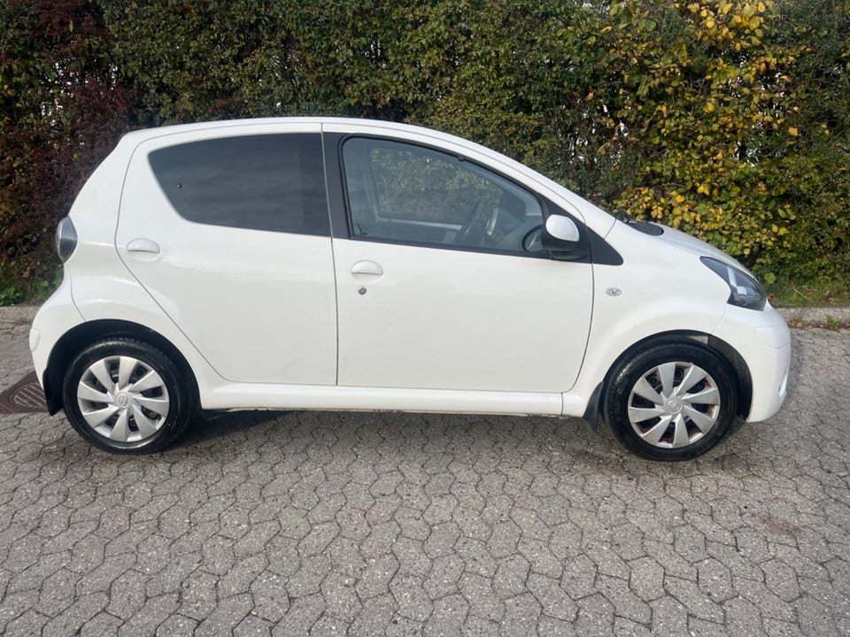 Toyota Aygo 1,0 VVT-i T2 Air 5d