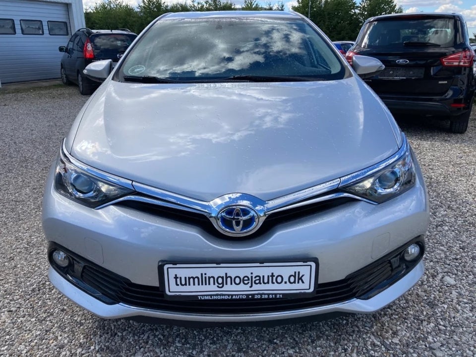 Toyota Auris 1,8 Hybrid H2 Comfort CVT 5d